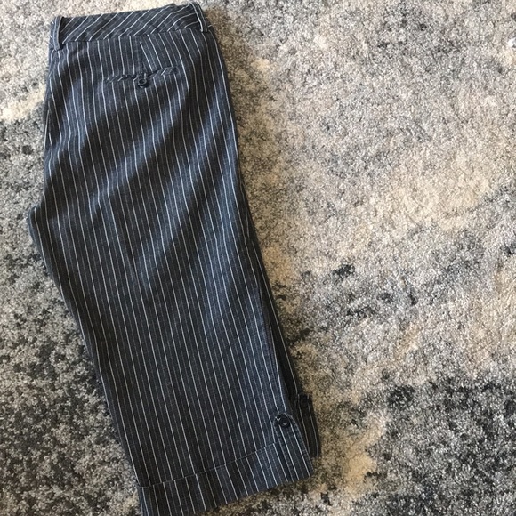 Larry Levine Stretch Wide Leg Capri - Picture 5 of 13